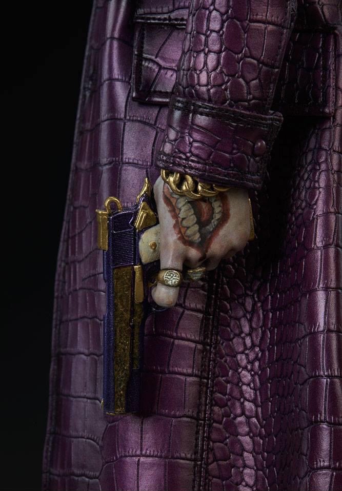 It’s time for The King of Gotham to take his throne 👑 

#ReleaseTheAyerCut