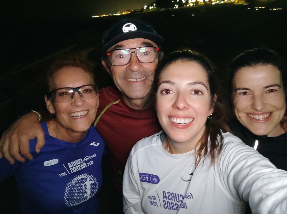 Avui bon entrenament, com cada dijous, per reivindicar llum a la zona fosca entre Badalona i Mongat