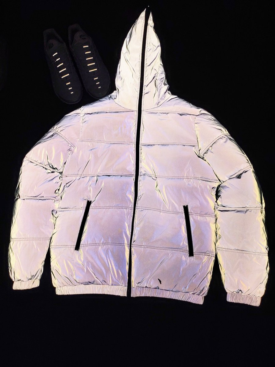 pisdrinker/urinal tweet media