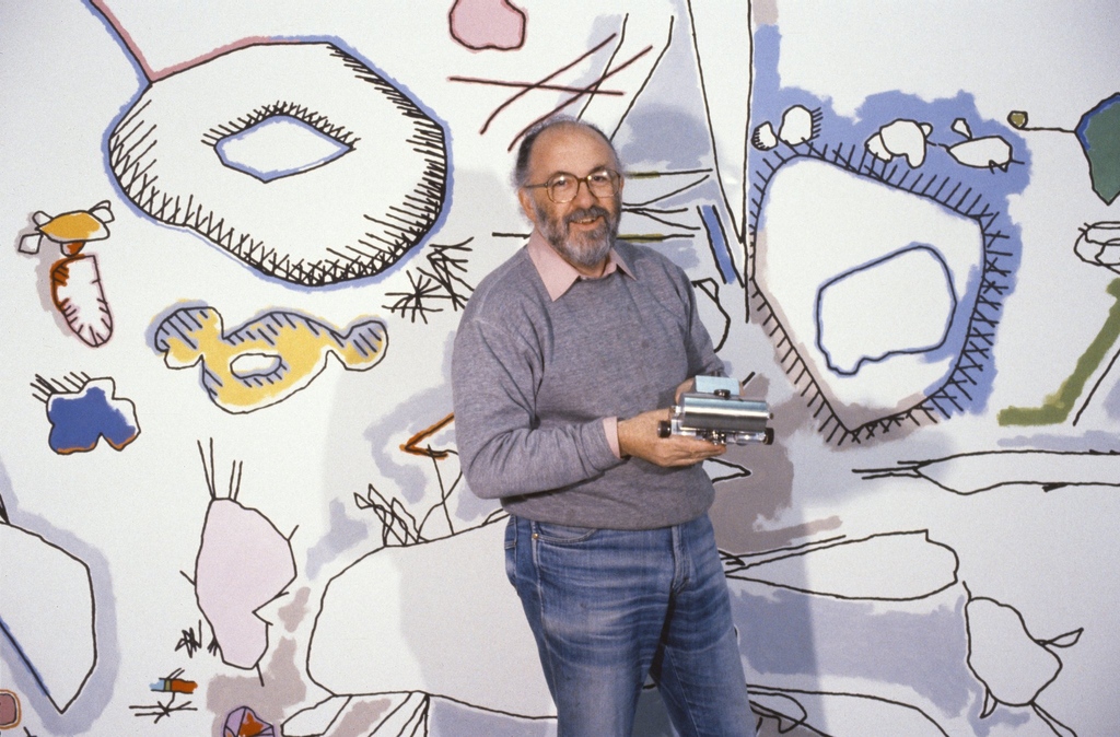 GazelliArtHouse's tweet photo. D-8 to
#CodeOfArms (https://t.co/X7GVuXeMGt) with
#InFocus on
#HaroldCohen creator of AARON - a computer program producing
#art autonomously. Working with
#AI and
#abstraction he made a large contribution to the evolution of
#ComputerArt
Pic: Harold Cohen Estate https://t.co/pa3JjQwgDx