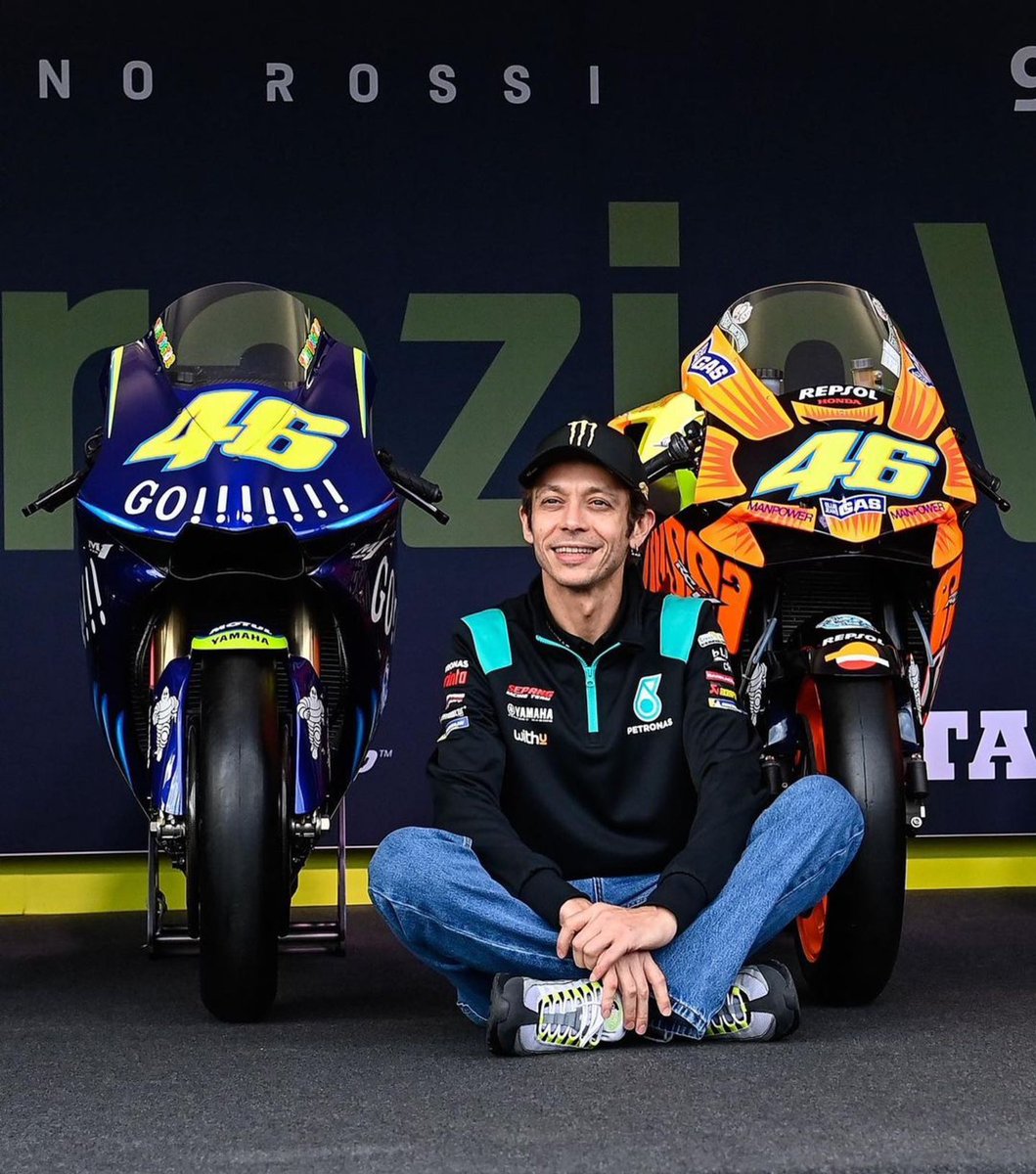 Valentino Rossi tweet media