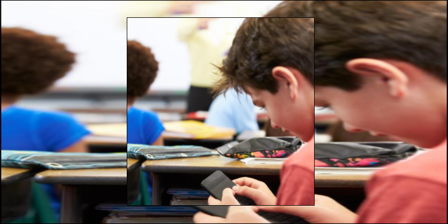 educacyl's tweet photo. ¿Sabes a qué riesgos se exponen tus hijos cuando utilizan internet? Desde #is4K han preparado un test para valorar tus conocimientos. ¿Te atreves a hacerlo?  

@is4k #FamiliasEducacyl

https://t.co/cFZwBs2V7N https://t.co/4wSjzkVZgF
