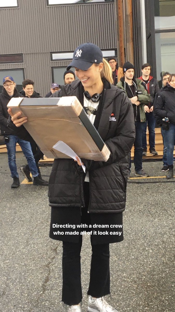 supergrlkaramel's tweet photo. this show means so much to me and that's all due to @MelissaBenoist. thank you for ur flawless portrayal of supergirl and pouring ur heart into playing her. you continue to be a source of inspiration &amp; positivity to me and so many others. so proud of you and love you 👏🏼❤️ https://t.co/mXPJfPbxMH