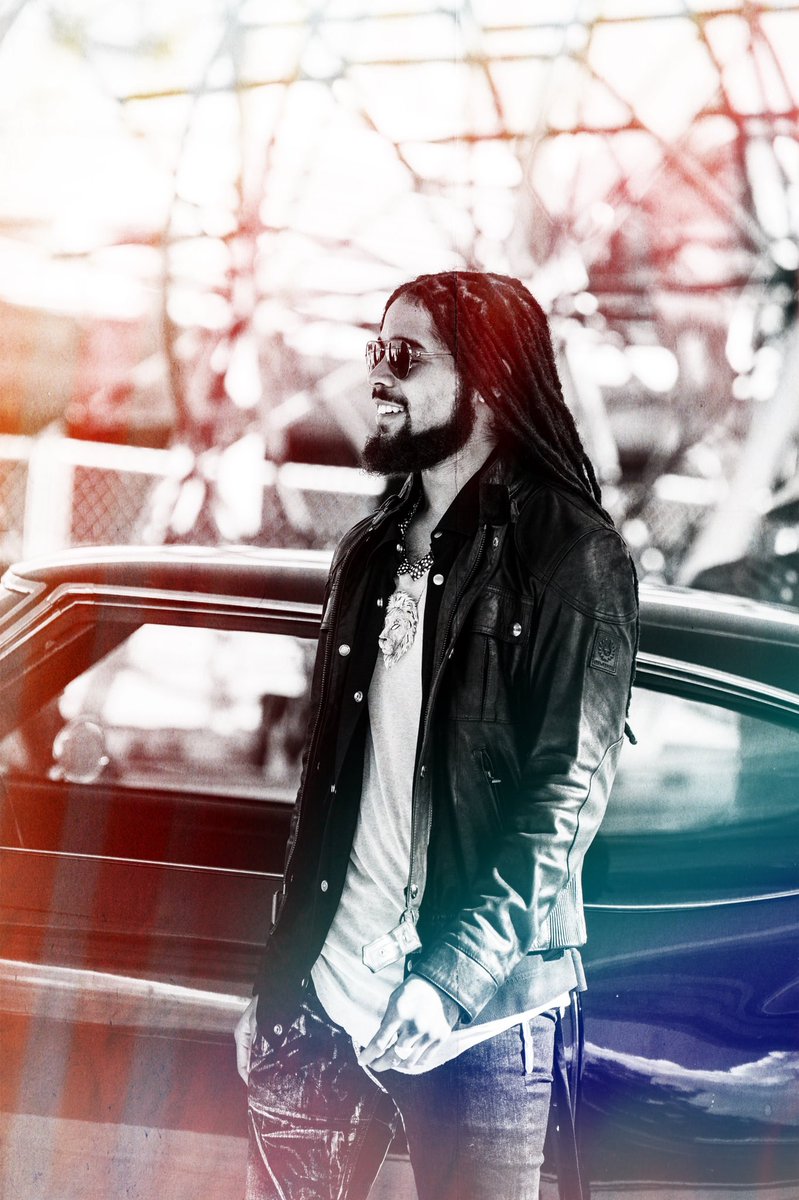 SkipMarley's tweet photo. Drop a 💛 in di comments if yuh enjoying #Vibe💛 hope yuh ready for di music video🕺🏽 https://t.co/OCncWisxXW