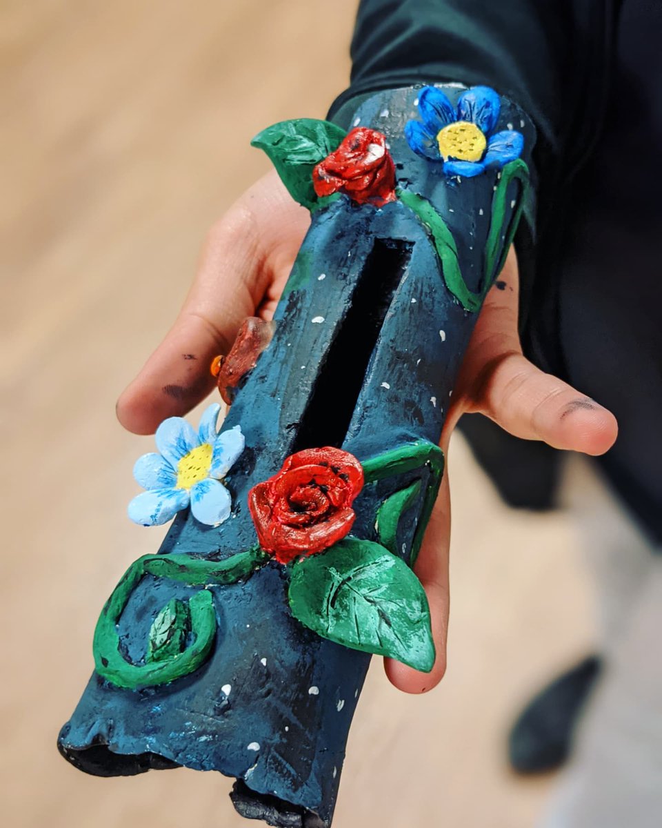 SMocKroom's tweet photo. More completed pieces! They work and they are beautiful ❤️
@WinstonCampus @Ilaea @D15Schools #proudtobe15
#winspired https://t.co/bjO5B4mVoO