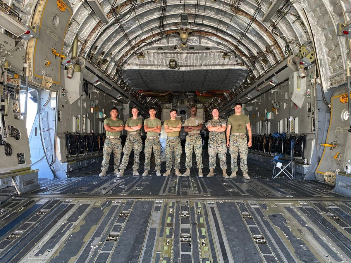 byejayee's tweet photo. happy #VeteransDay #CLB7 #1stTanks https://t.co/x3Z790Tmiq