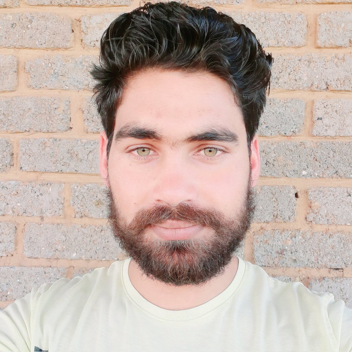 302Nika's tweet photo. #NewProfilePic https://t.co/HfdmBiAvD0
