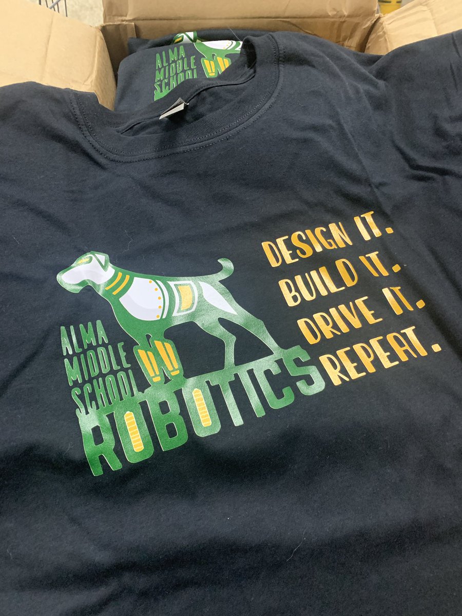 RoboticsAms's tweet photo. We are so excited to get to have an in person Robotics Season this year!! Thanks to @tmatheny11 for the fast turn around on tshirts!  They look amazing!!! https://t.co/12TBQTxgys