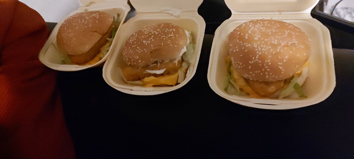 cheez4r's tweet photo. In the process of moving g house and order take-away order 3 supreme burgers... and get 3 hashbrown burgers had to wait 2 hours for that...absolutely wounded. https://t.co/lPnNl2pX3O
