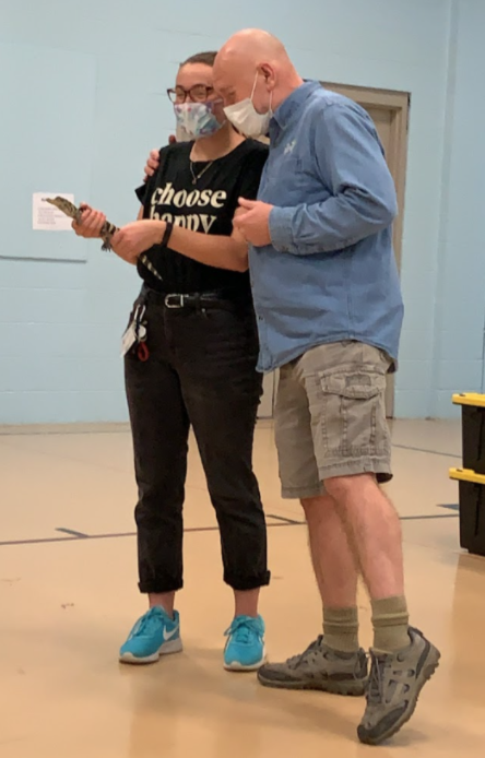 MissBoccella's tweet photo. We had a special guest come to school today... Reptile Man!! Students and teachers got to hold different creepy crawlies. Some were definitely more excited than others.🐍🕷🐊🐢 #ptreptilespa #reptileman https://t.co/XAZg3eTbYA