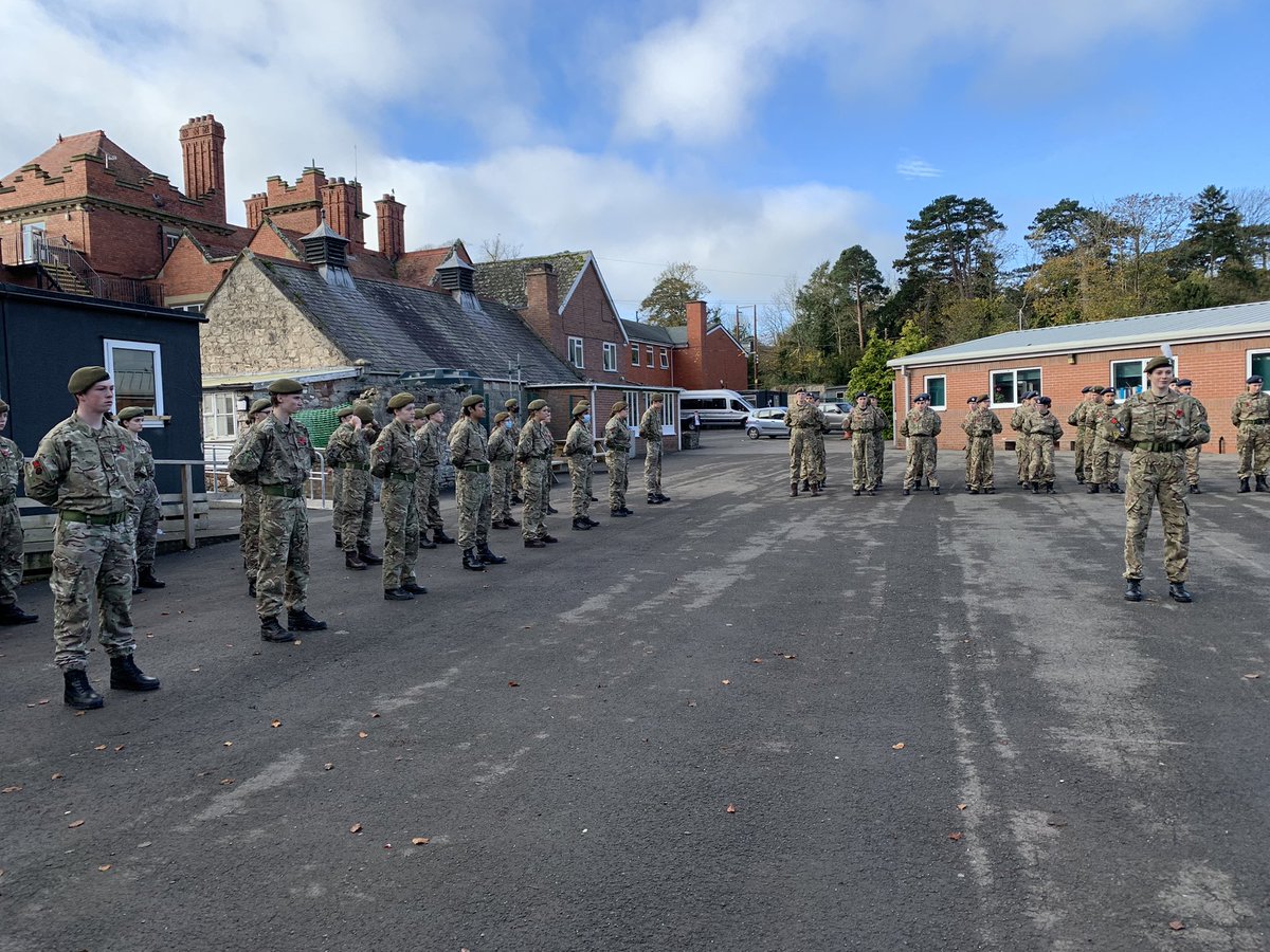 StBrigidsSch's tweet photo. A magnificent @CCFcadets parade today to pay our respects for the fallen on #RemembranceDay2021 #LestWeForget https://t.co/cTxegH28LS