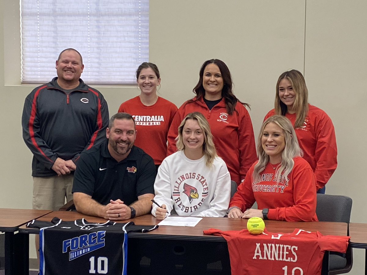 ctownsb's tweet photo. Very proud of our girl, @h_tomlianovich as she signs to continue her education and softball career at @RedbirdsSB ‼️‼️ #annieup https://t.co/lAN1wW9K3E