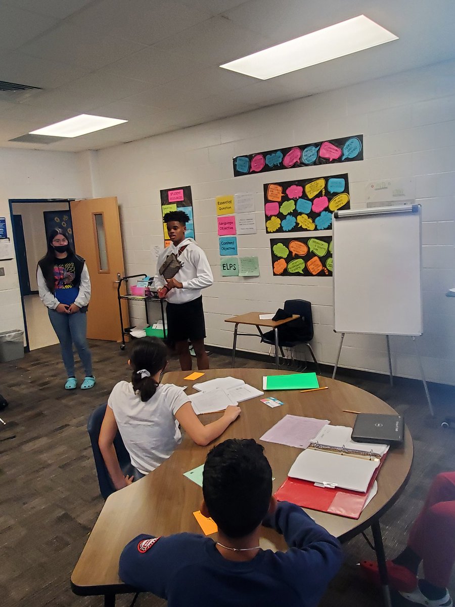 KMSAVID's tweet photo. When your middle school student grows up and becomes the Gold Power Ranger Aiyon! Thanks Jordon Fite for being our AVID guest speaker today! @jtfite_ 
@KMS_Panthers @SheldonISD @AVID4College @Sheldon4AVID https://t.co/YjDq7gqemV