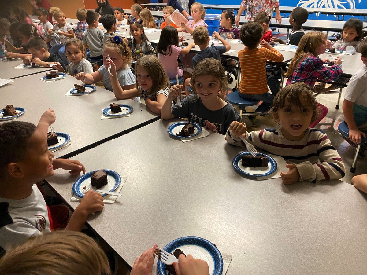 Let them eat cake! Mrs. Thomas invited students to relive last night's action from the chapter of Matilda read on FB Live. Special thanks to Winn Dixie for being a partner in education and donating the chocolate cakes for all the students to enjoy. @POEKPOE <a href="/AESPASCO/">Anclote Elementary</a> 
#gratitude