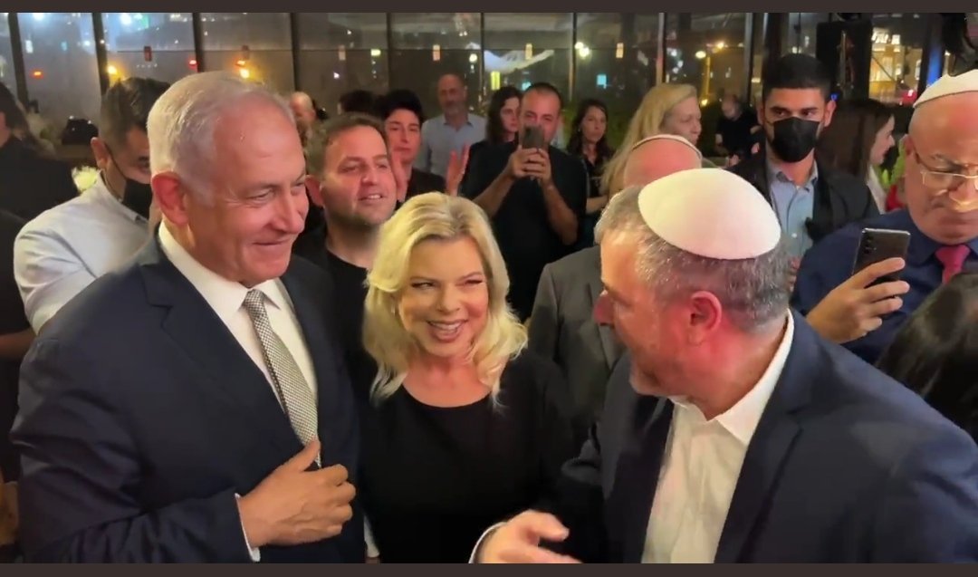igal_malka's tweet photo. רק על הסטילס שיוצאים הערב מהחתונה של ריקלין ואלונה יש יותר צפיות ממסיבת עיתונאים דרמטית שבנט מכנס https://t.co/N2xPdve6Ke