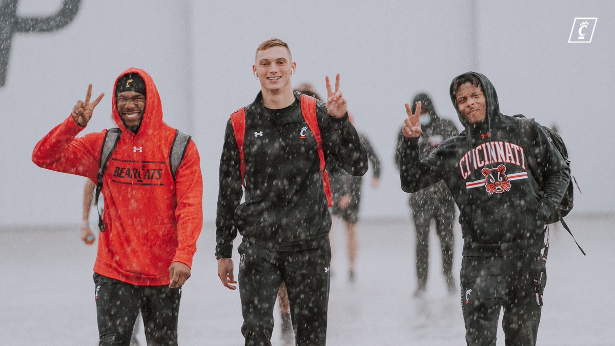 GoBearcatsFB tweet picture