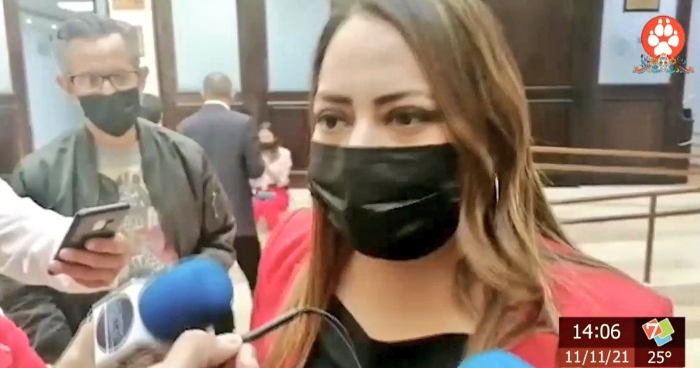dionelsena's tweet photo. Presenta @SugheyTorresR una iniciativa para que se reforme la Ley de Cultura y Deporte en el estado de #Durango... En la idea de que los atletas de alto rendimiento, reciban una pensión mensual y así puedan enfocarse en su preparación que deberá arrojar mejores resultados. #PRI https://t.co/W8RgIOEqWr