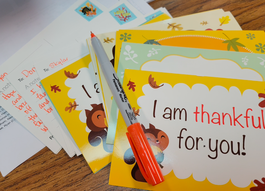 MrsBallingerCRE's tweet photo. Thankful postcards all ready to send to my students.  I send them every year and the students are super thankful and surprised to get actual mail! https://t.co/HNHoFQWXaX