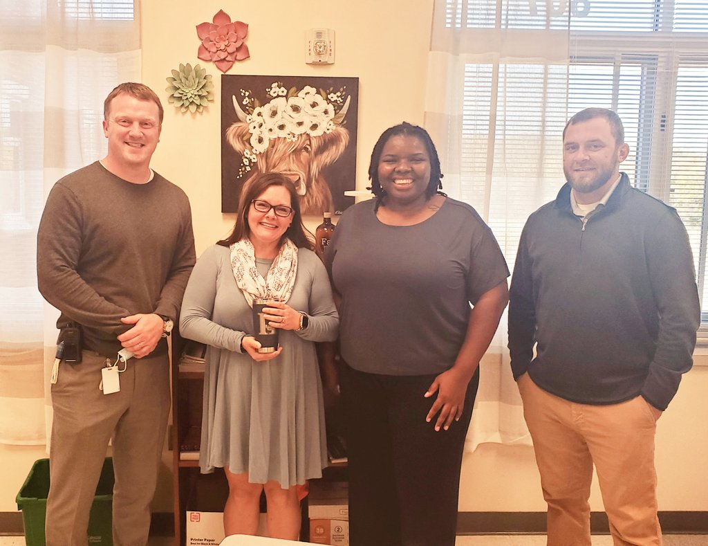 ARichardsonCCS's tweet photo. Congratulations to our Mavericks of the Month, Mrs. Lord &amp; Mrs. Sims. Your colleagues thought very highly of you and we couldn't agree more. 

@hickoryridgemid @TimTaylorHiRMS  

#MaverickOfTheMonth #HickoryRidge #MiddleSchool #PrincipalIntern #adminINtraining https://t.co/qqS2vopteL