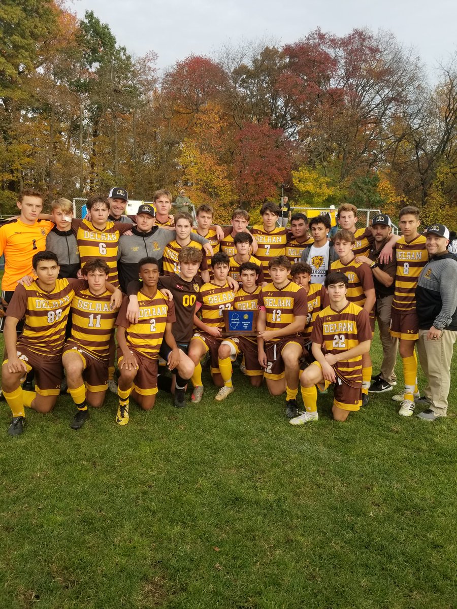 DelranAthletics's tweet photo. South Group 2 Sectional Champions!!  Go Bears!!! https://t.co/uedMGQ6fjx