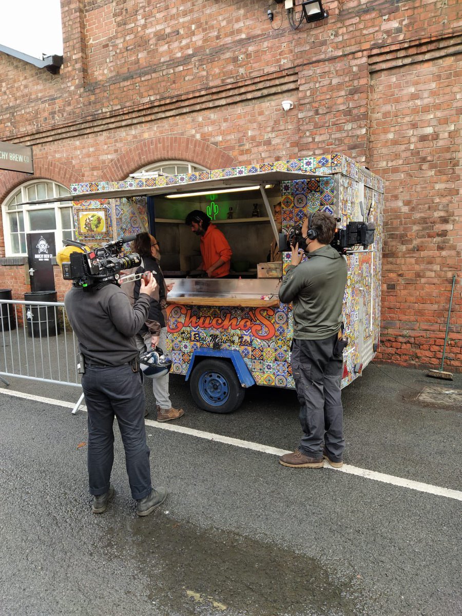chuchostacos's tweet photo. So happy to see we were included in the latest Hairy Bikers series!
Dave and Si were so friendly, and most importantly, loved our tacos! 😍
It was on BBC2 tonight just after 7:20pm if you fancy catching up on the iPlayer… https://t.co/Ysn720ocrZ