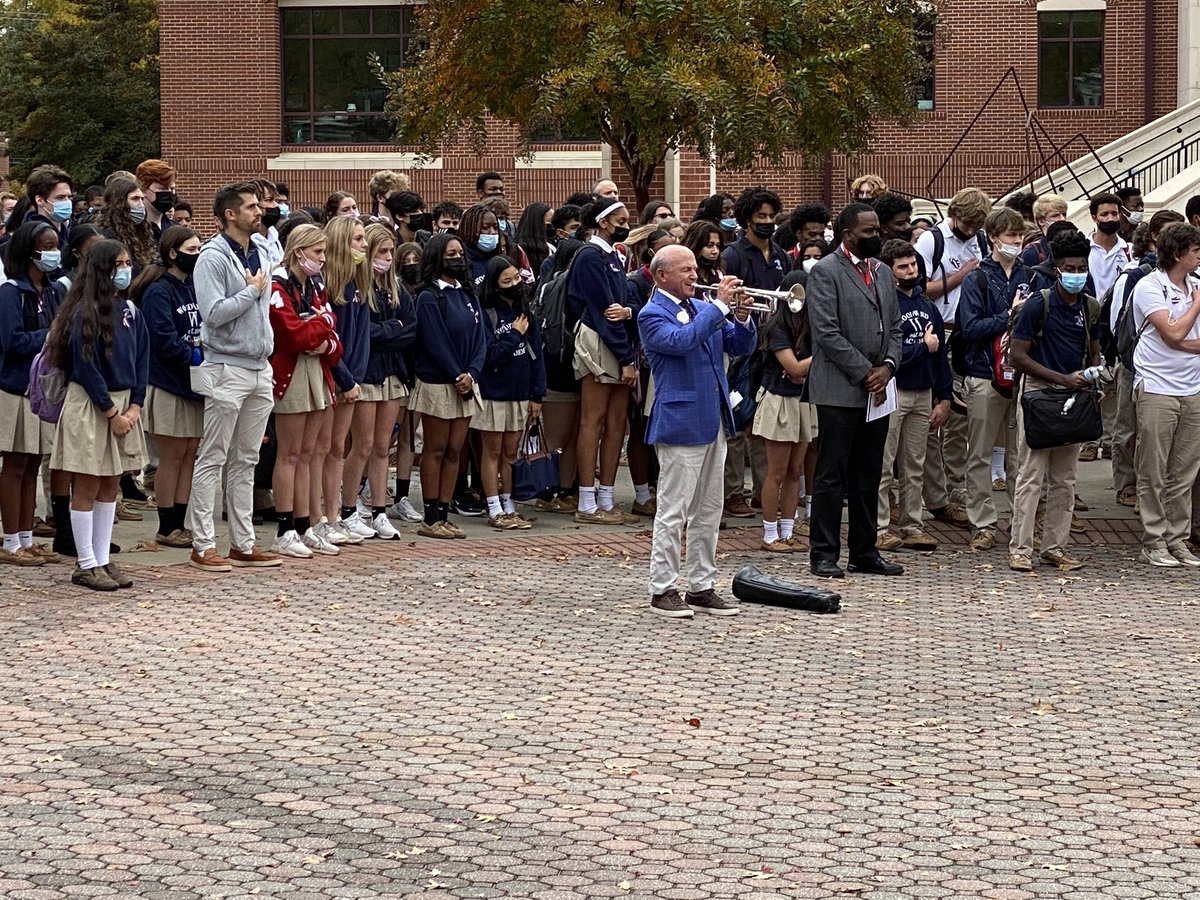 CFreer1994's tweet photo. So #WoodwardGrateful for our rich history of service to others @WoodwardAcademy as we celebrate #VeteransDay2021 and honor our GMA and @WAalumni and other veterans in our community who have protected our freedoms! @dancathy @WAPresident #WoodwardWay https://t.co/w3kLaIIUln