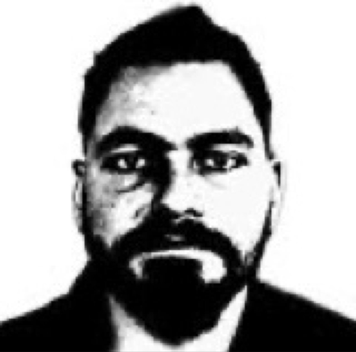ruralX2's tweet photo. @oscar_mezar Porque tan enojado don Oscar https://t.co/kw81Hm5N8q