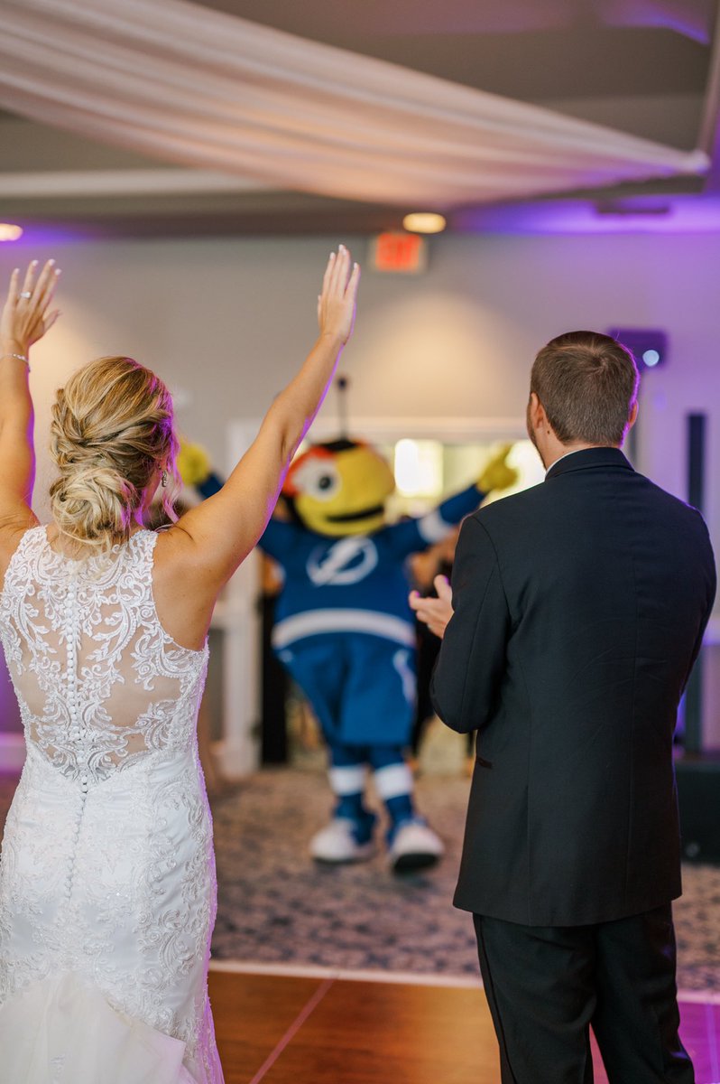 efjungbauer's tweet photo. My wedding theme: @TBLightning BACK2BACK CHAMPS⚡️#gobolts https://t.co/dmKDx8oGhZ