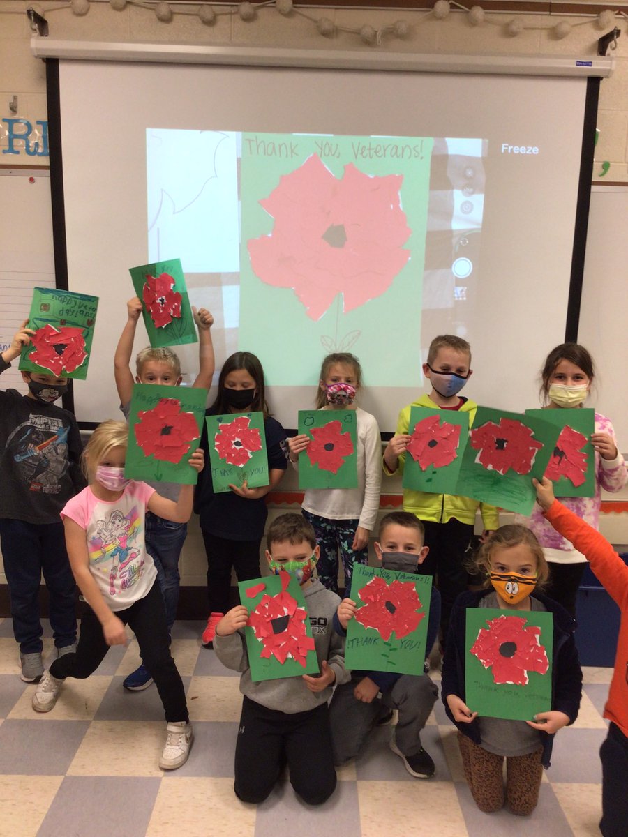 MissGallagher5's tweet photo. Happy Veteran’s Day from 2G! #Veterans Day #dg58pride #dg58learns 🇺🇸 https://t.co/zgbkCWLwex