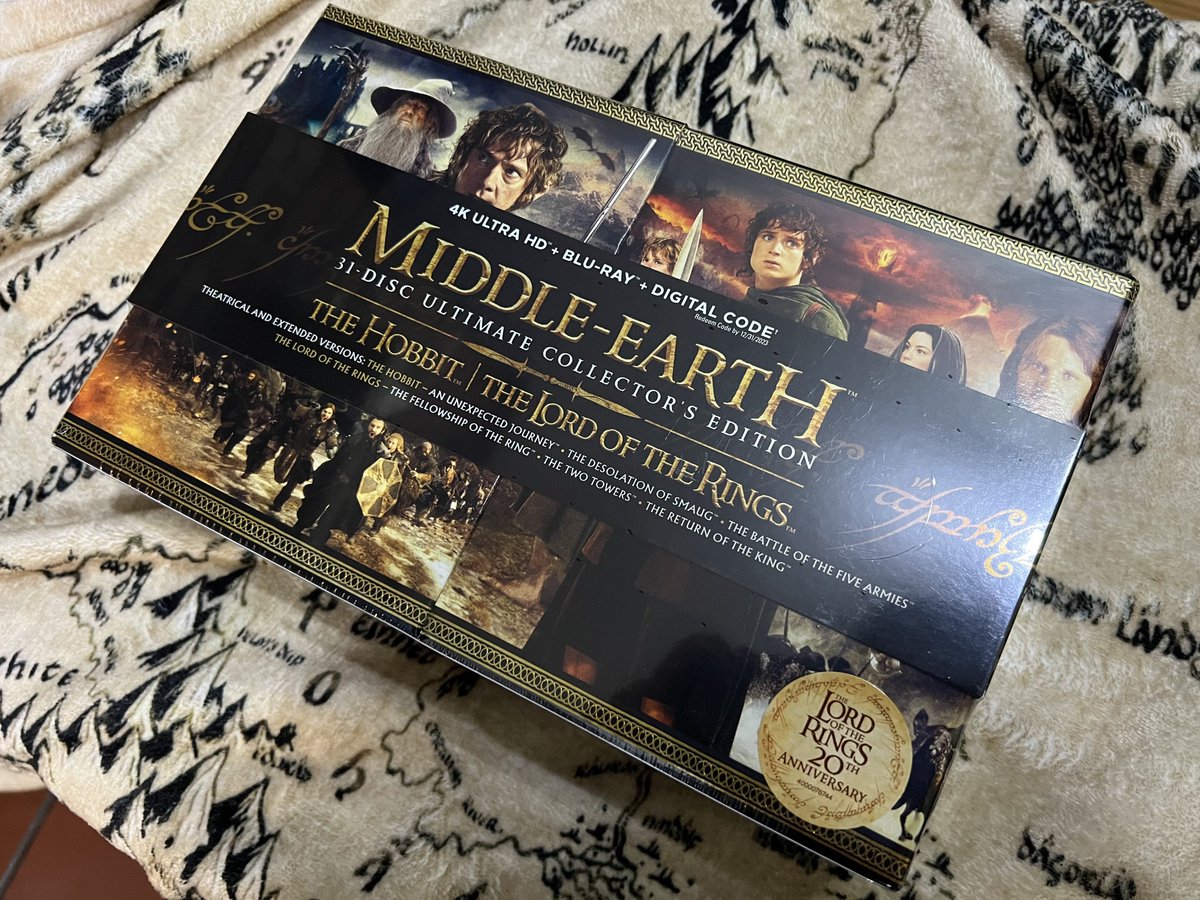 nerdoftherings1's tweet image. Pretty epic LOTR plans for my weekend! Review coming soon!

As you can see, it is quite a large set, nearly stretching from Bree to Dagorlad. 😁