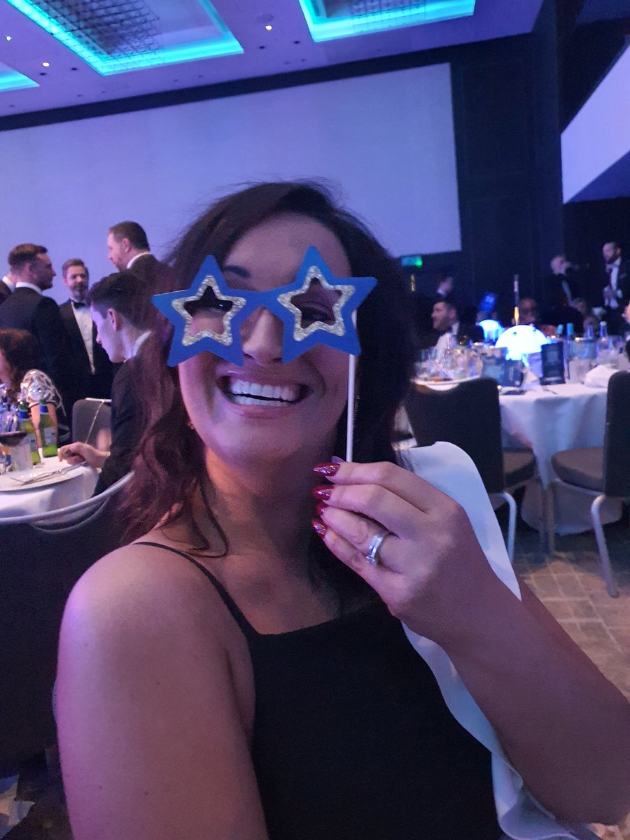 hall_hall42's tweet photo. Hot lady....#BSLA2021 @BluestoneMortg https://t.co/tyKxYabrnA