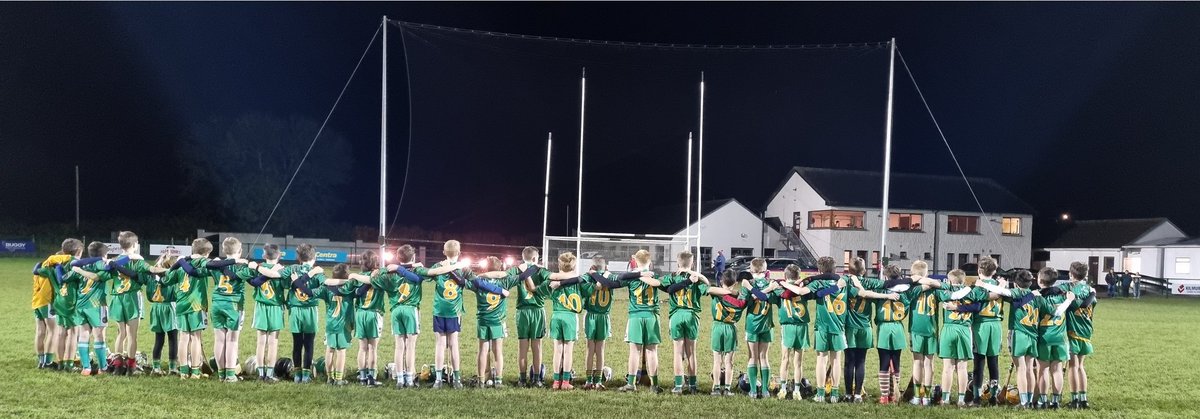 BmereDur's tweet photo. Tonight our flag flew at half mast for all trainings. Our JW Panel stood together in silence for Harry Byrne. Thoughts &amp; prayers to his family, friends and teammates and coaches  in @GowranGAA and @KieransCollege and beyond. @DurrowGAA @BallinamereGAA https://t.co/8iMjvMx1R8