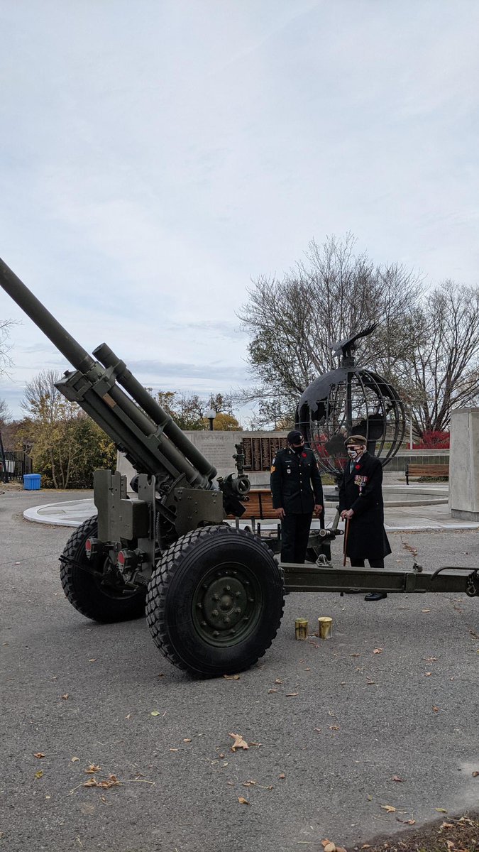 KMLSR52's tweet photo. LCol Robert Spencer, 101 years young, in attendance at 30th Field Artillery Regiment, RCA @RCAA_AARC https://t.co/ZF0I3uSKL6