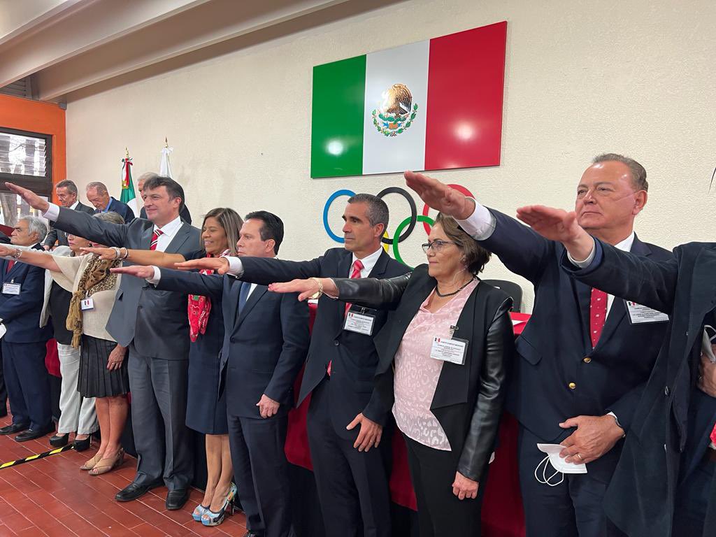DanielAceves84's tweet photo. Una vez más, México consolida su compromiso con el movimiento olímpico. Se realizó una elección ejemplar, en la cual no hay ganadores, ni vencedores, únicamente personas creyentes de que por el deporte y los valores Olímpicos vale la pena trabajar. #ConsejoDirectivo @COM_Mexico https://t.co/mirJCuCoo6