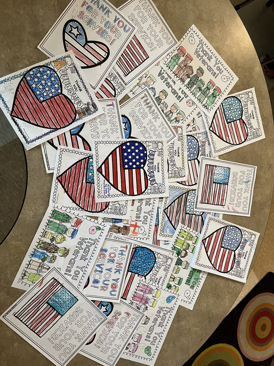 Jeni__Wilson's tweet photo. We LOVED our visit from @KingmaineII and making cards to celebrate our veterans! #ThankYou @MayfieldTweets https://t.co/N9h9N9cqiW