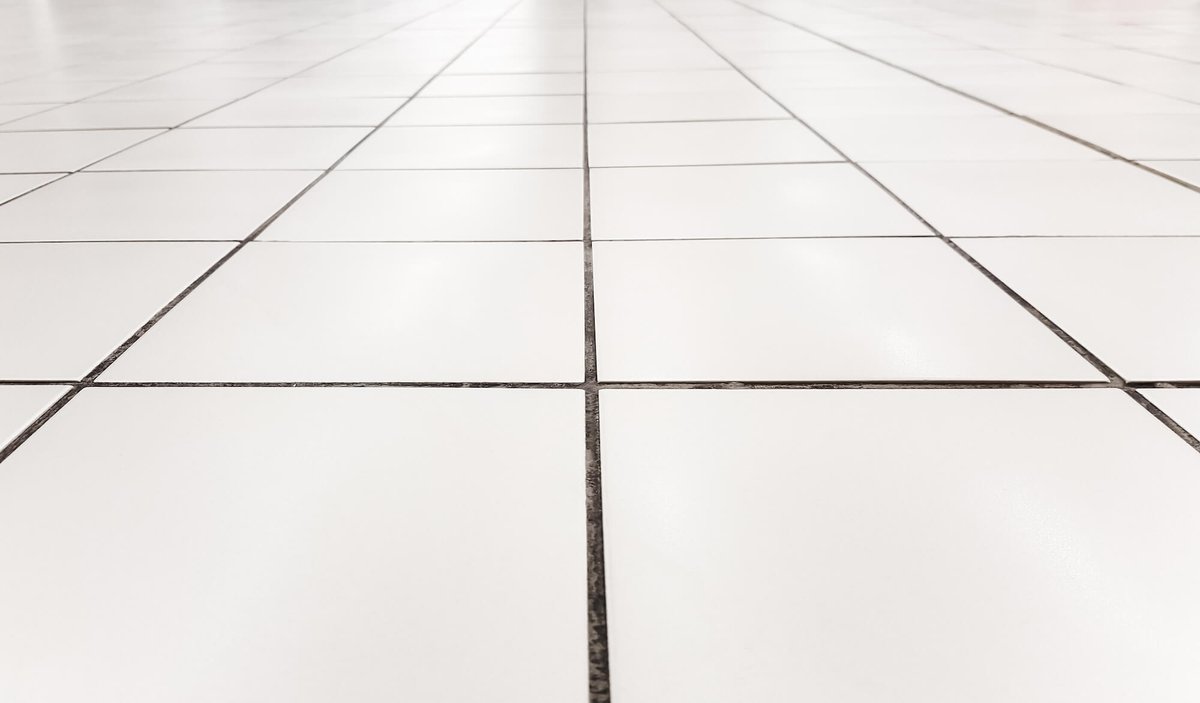 GoldenStateCD's tweet image. Have you forgotten if your tile &amp;amp; grout is naturally that color? 🤔 Schedule a cleaning with Golden State Chem-Dry in Rancho Cucamonga to see how much dirt &amp;amp; grime has piled onto the surface over the years. 🧼💦gschemdryuplandrancho.com/tile-grout-cle…