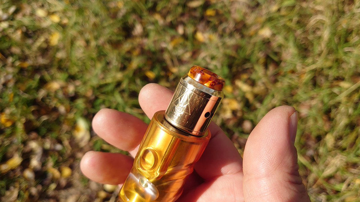CebrjowHwScHCkj's tweet photo. 皆さんおはよっチェ😆👍今日も宜しくご安全に🙇💦#EtheriumMod #PARAGONmod LE/SE Clear Ultem + #Goon22 + #halfmoonドリチ 😋👍#VAPE #vape好きな人と繋がりたい #VAPE好きと繋がりたい #VAPE初心者 #528CustomVapes #halfmoonmods https://t.co/z59XSPjjqn