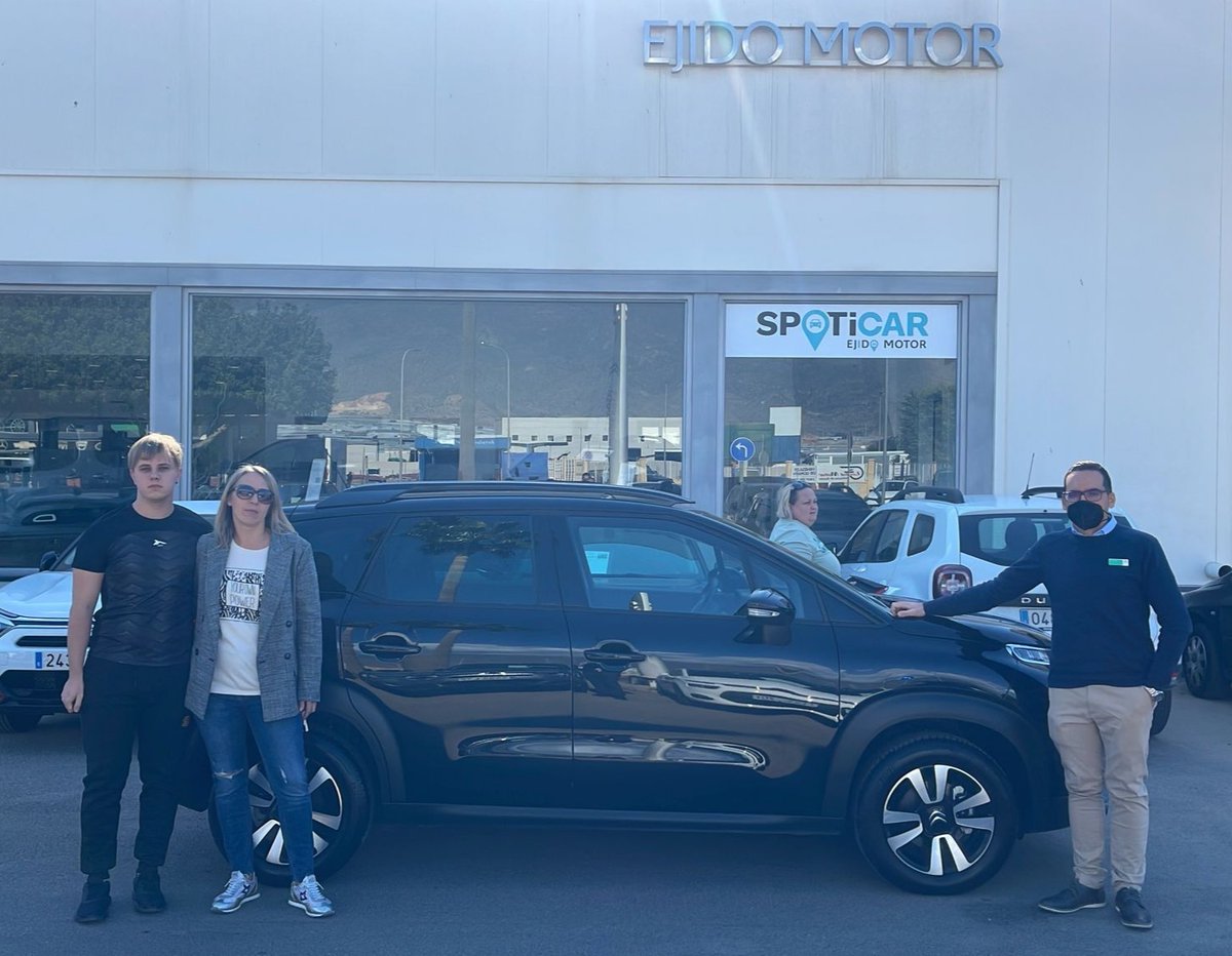 SpoticarA's tweet photo. #Entregas
🧐Arina buscaba su #primercoche y en 💻 https://t.co/lH5o4HzmQY encontró esta maravillosa unidad de #C3Aircross.🙂
😎Ya puede decir #MiCitroënesdeEjidoMotor.
😉Gracias por elegir a #SpoticarenAlmería en #EjidoMotor para #comprarcocheenAlmería.
#Adra #SpoticarAlmeria https://t.co/hDpm61JHrk