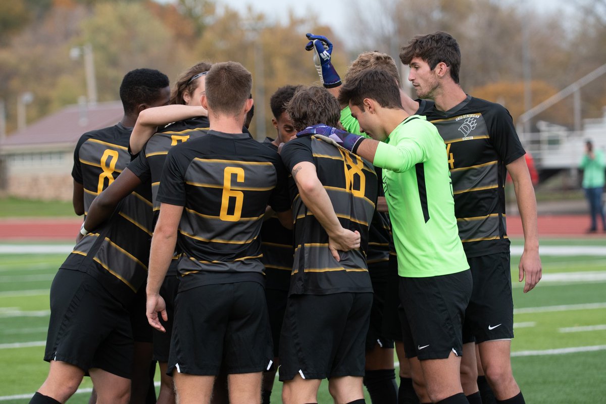 ODUAthletics's tweet photo. #ODUMS l 1’ l We are underway from Painesville! #ClawsOut https://t.co/rZ67C8FgOR