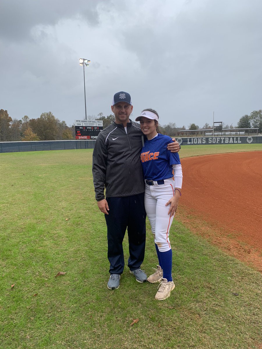 Had an amazing time at the Elite Fall Skills Camp today at Wallace State! It was fun working with all the coaches and players there. Thank you @AJDaugherty1 for a great workout! #Sofo #softball #nodaysoff #VeteransDay2021 @ExtraInningSB @IHartFastpitch @SoFo_Slack @WallaceStSB