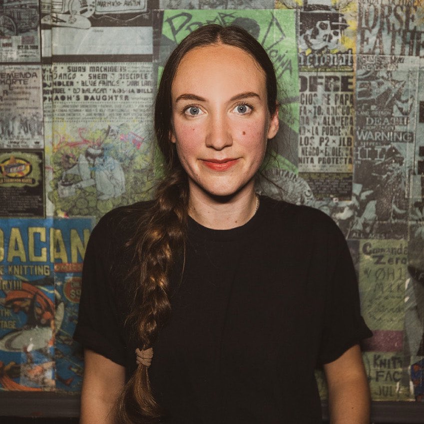 PosNegPod's tweet photo. This week @katieboylecomic discusses her experience with childhood trauma and culture differences surround mental health.

Apple: https://t.co/lmHiYPEISv

Stitcher: https://t.co/XULVSJZKHU

Extended interview: https://t.co/uziRAUh6ul https://t.co/UXKufX8MLn