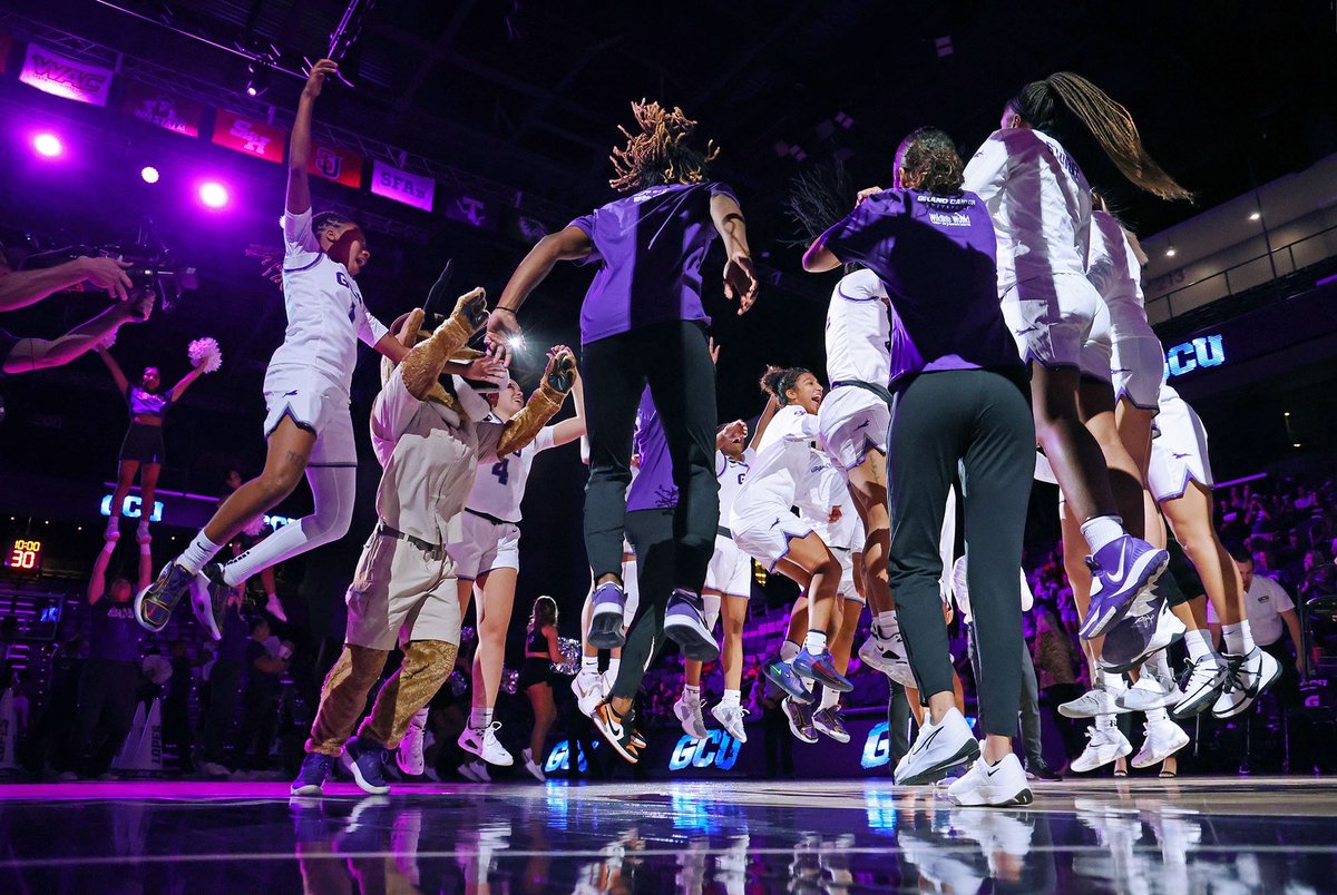 GCU_WBB's tweet photo. What a party last night was. 🎉

1-0 🤘📸 

#LopesUp https://t.co/32k6OBFg3P