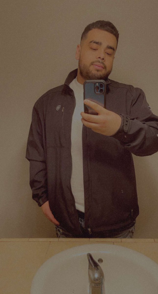 juanchoodelran1's tweet photo. It’s gordito SZN was good ma 😮‍💨 https://t.co/hOWrHhqQZl