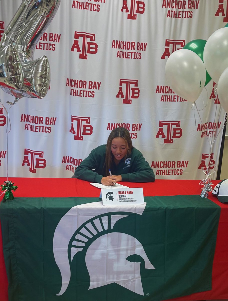 kayla bane tweet media