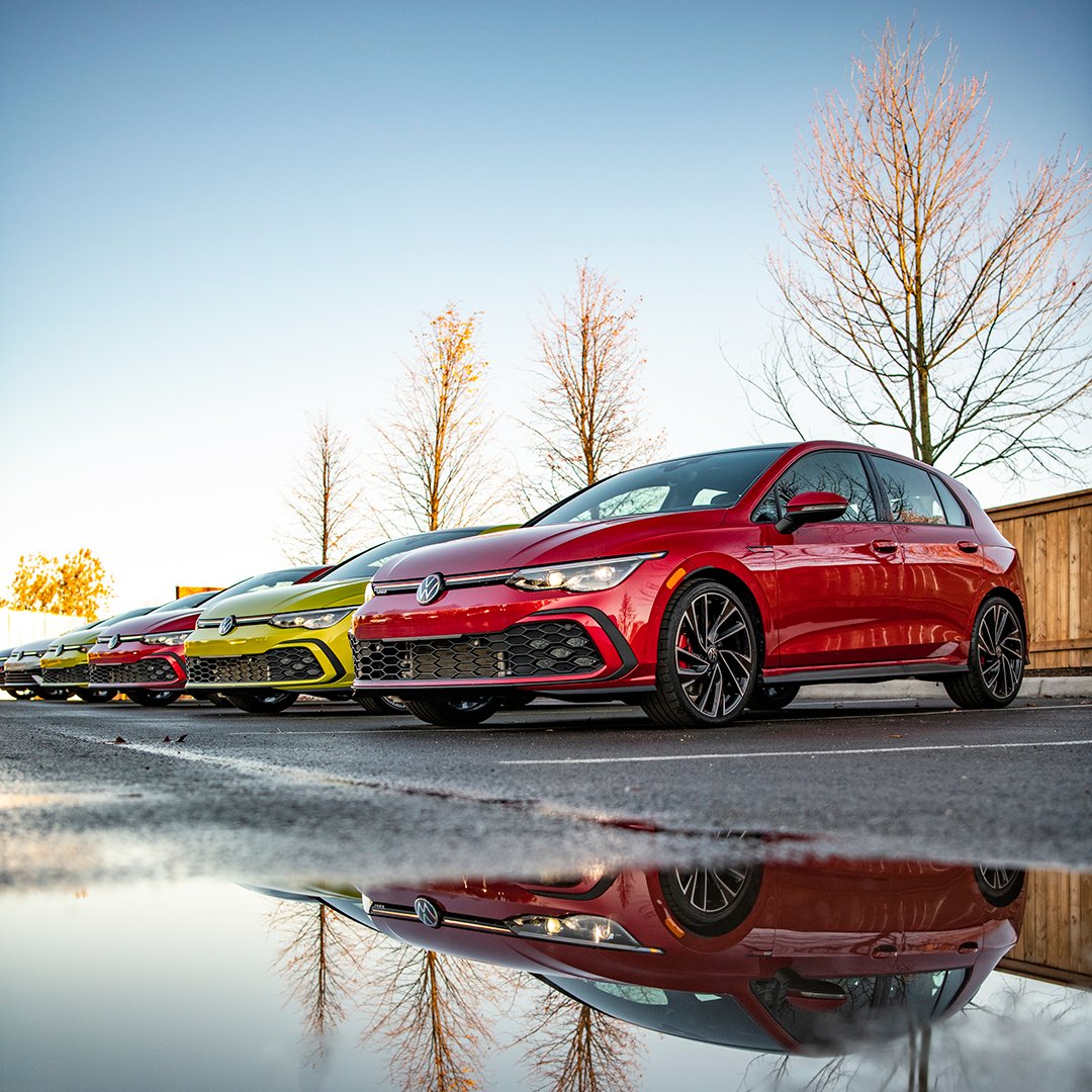 VWcanada's tweet photo. We’ve invited a few #VWCanada community members to Niagara-on-the-Lake today to test drive the 2022 Tiguan, Golf R, and GTI. We’ll be sharing their posts with you throughout the day, so follow along to see some of their first impressions. #DriveVW https://t.co/9QZj5PkTy6 https://t.co/BI8BS8emyl