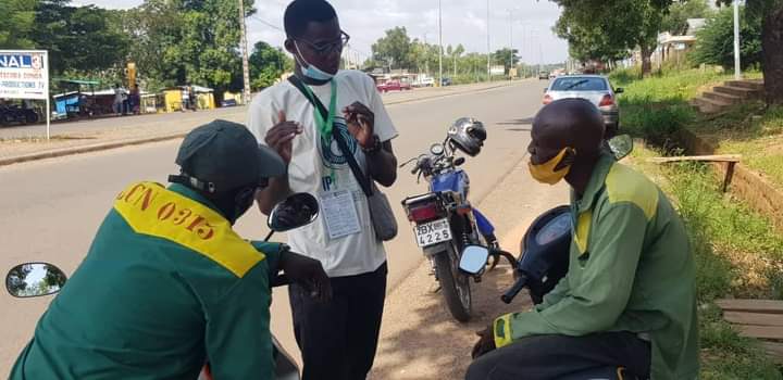 isocbenin's tweet photo. 💫 Natitingou nous a très bien accueilli. Malgré le soleil ardent, la sensibilisation continue. Même les conducteurs de taxi moto ont été touchés.
#IPWeeks #Privacy #Security #Team229 https://t.co/47xUJwQulR
