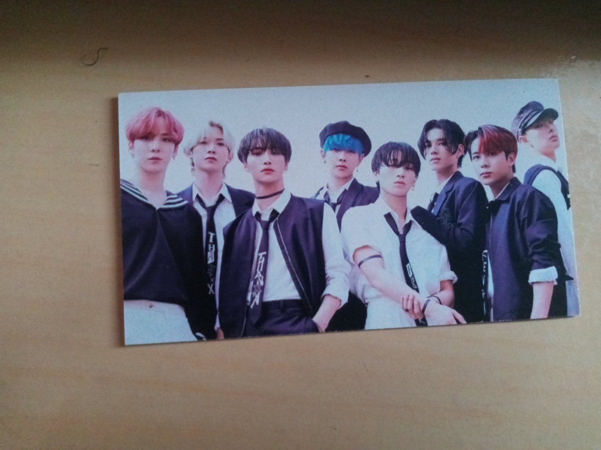 taehyglr's tweet photo. feedback!!
Já tinha ganhando polaroids da lojinha ano passado, fico muito feliz com a evolução!! A qualidade é ótima e muito bem feita, eu fiquei muito feliz com o resultado e pretendo comprar mais vezes! Amo muito a @gldnstore espero que fique cada vez mais reconhecida!! 😸😸 https://t.co/UZiGF3K0Db