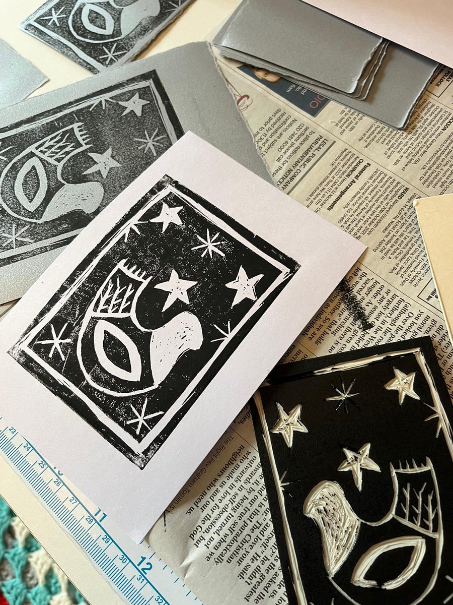 Digifem's tweet photo. #TheEloquentFold #SamplersofLife has seen the group producing some fan lino cuts @NorthantsCF @RareNotions #remoteproject #covidsafe #ComptonFund https://t.co/4gBS4rwkqb