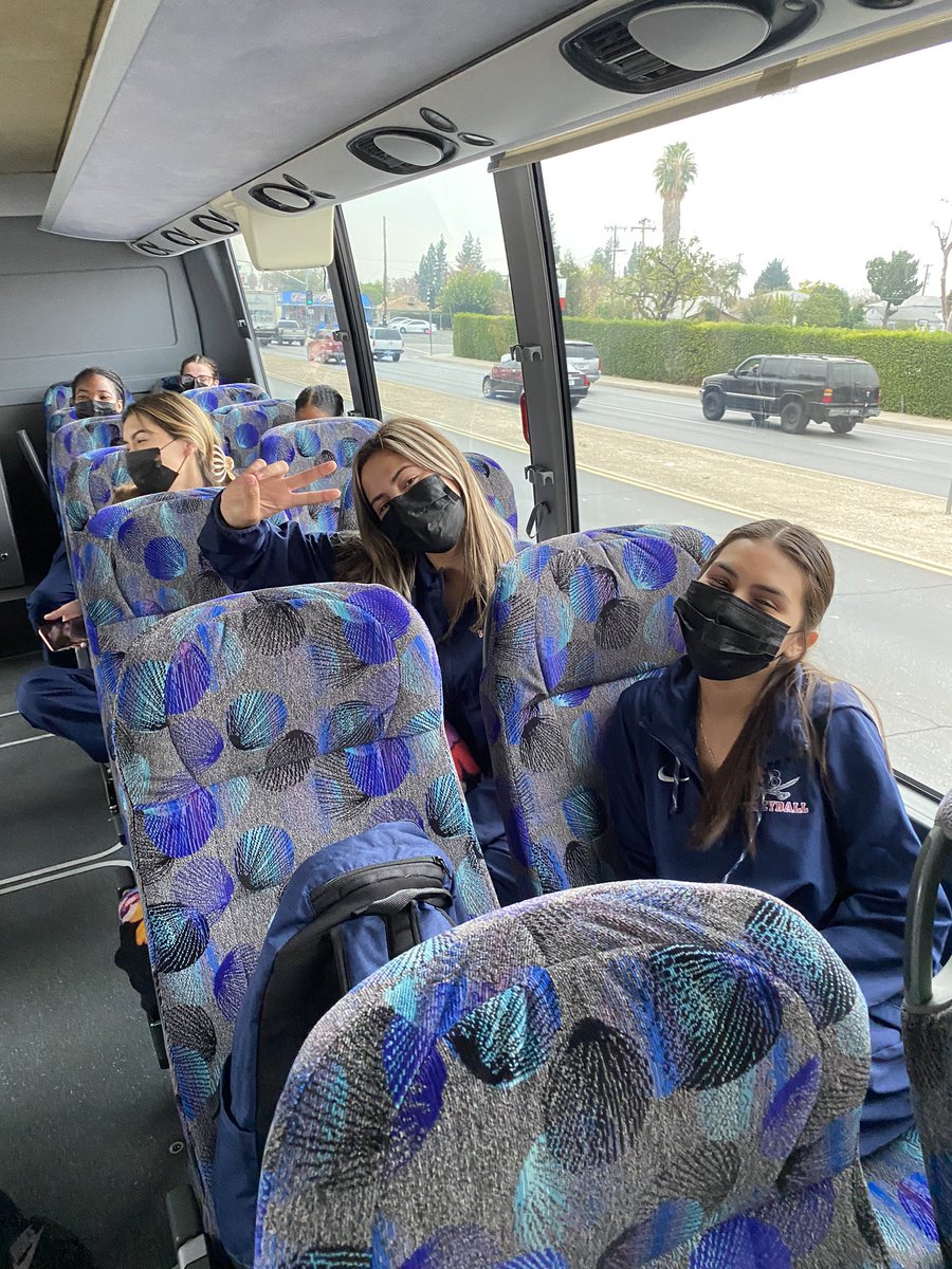 The Blades 🏐team is on the way to their D5 CIF state southern regional playoff match at San Pedro HS. Let’s Go Blades!!! <a href="/KernHighNetwork/">Kern High Network</a> <a href="/BVarsityLive/">BVarsityLive</a> <a href="/PAGMETER/">PAGMETER</a> <a href="/CIFState/">CIF State</a> <a href="/CIFSS/">CIF Southern Section</a>