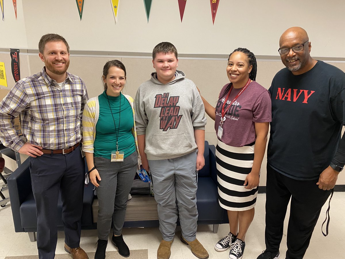 DeLayMS's tweet photo. 8th Grader Landyn Horton was inspired by his teacher Mr. Scotty Wallace, one of DeLay’s Veterans, to help veterans in need. Landyn took the initiative to look up the wishlist of needs for @vrcdallas and purchased some items for donation. 
@LISDbekind @LewisvilleISD #veteransday https://t.co/EItKDpt2Vc